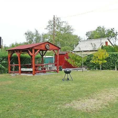 Ferienhaus Holiday Aniko 3 Balatonmáriafürdő